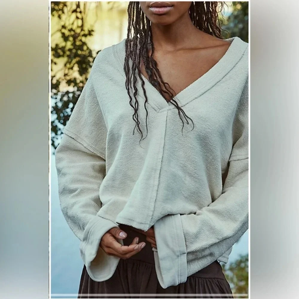 Nwot free people alyria solid pullover sweater